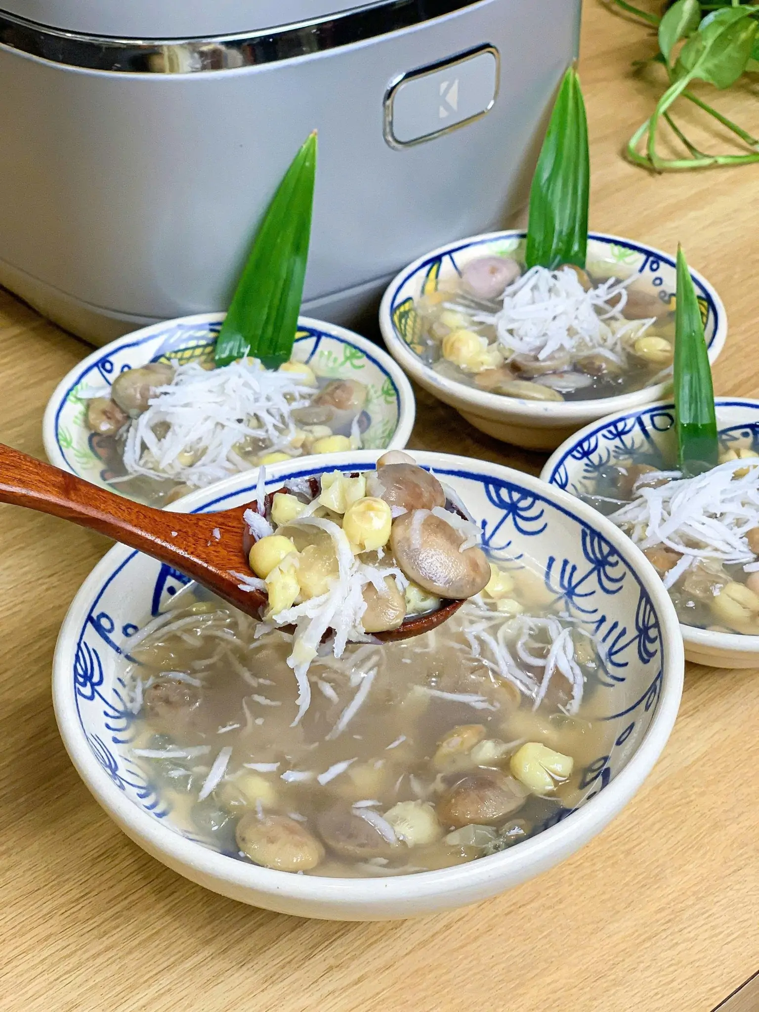 nấu chè với nồi cơm điện cao tần karlin nấu chè với nồi cơm điện cao tần karlin