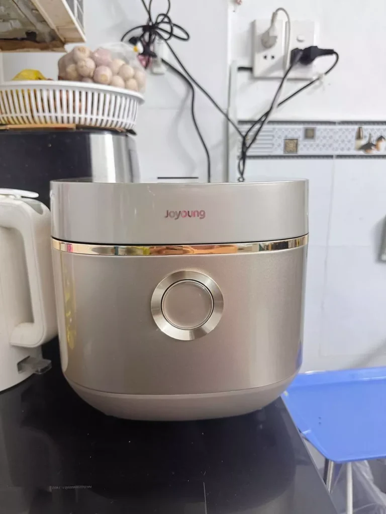 nồi cơm điện joyoung jnrc-502 có tốt không